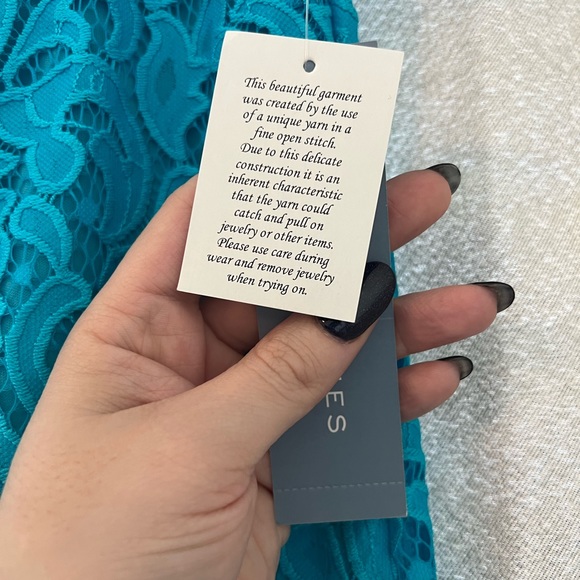 Vibrant Blue Lace Dress - Picture 3 of 13